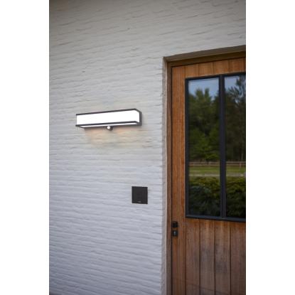 LUTEC DOBLO udendørs LED væglampe med solceller og sensor, L35 cm, IP54, mørk grå