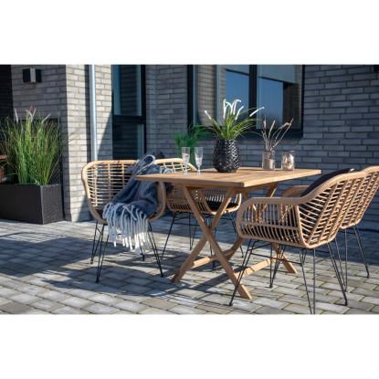 Stol i naturligt polyrattan med hynde