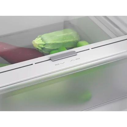 Electrolux LNT6MD32W fritstående kølefryseskab, 225 + 103 liter