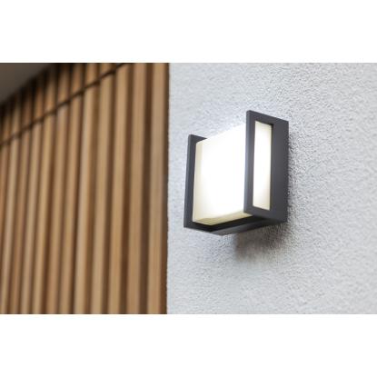 LUTEC QUBO udendørs LED væglampe, H14 cm, IP54, mørk grå