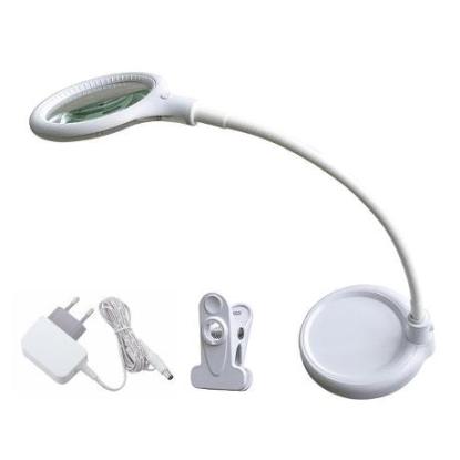 Halo Design Mini Magni LED bordlampe med 3x forstørrelse, hvid
