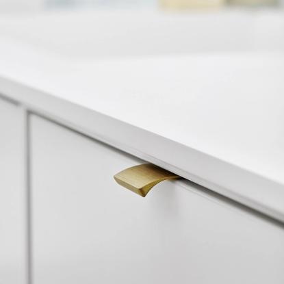 Beslag Design Edge Straight profilgreb, 40 mm, børstet messing