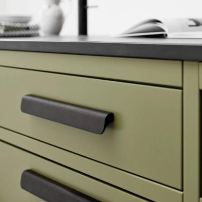 Beslag Design Fall greb, 128 mm, børstet mat sort