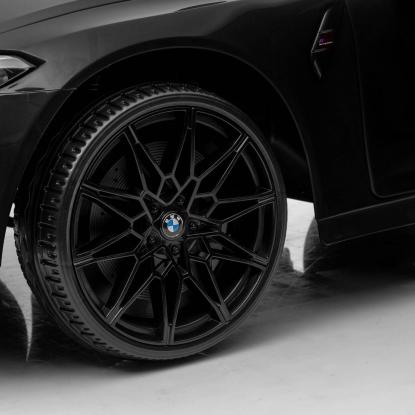 NORDIC PLAY BMW M4 elbil, 2 x 10,8 V batteri, sort