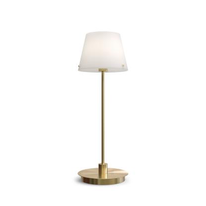 Herstal Gil il Grande bordlampe, G9, børstet messing/opal