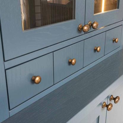 Beslag Design 411 knop, Ø32 mm, antik