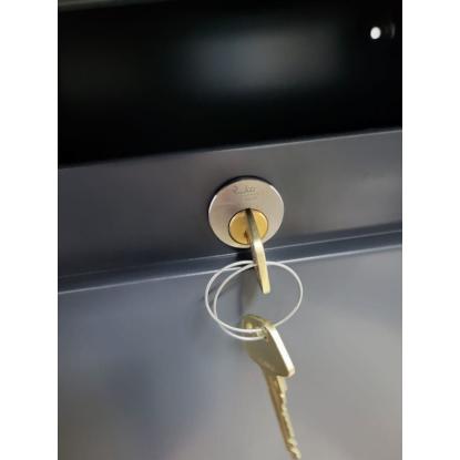 Bravios Elegance Exclusive postkasse med stander med lås, sort