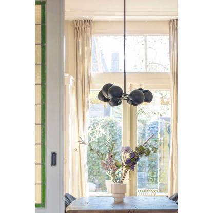 Markslöjd Edgar lysekrone med 8 lys, 55 x 113 cm, sort