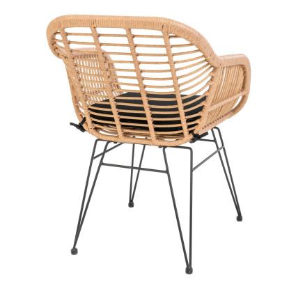 Stol i naturligt polyrattan med hynde