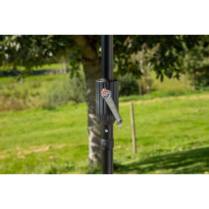 Venture Design Palmetto parasol med tilt, sort/rød, Ø270 cm