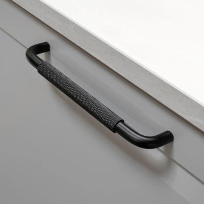 Beslag Design Helix greb, 224 mm, mat sort