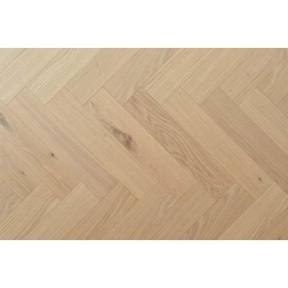 Moland Super Eg Herringbone Design Brisbane White Oak plankegulv, højre stav, hvid matlak