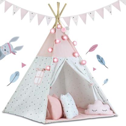 Tipi Wigwam telt med lys og guirlander, pink