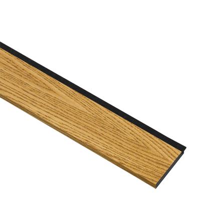 I-Wood afslutningsliste til 3-lamel akustikpanel, brun olieret, sort filt og sort kerne, egefiner, 17 x 92 mm