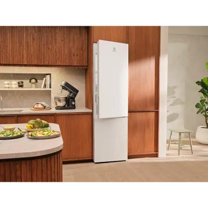 Electrolux LNT7MC36W fritstående kølefryseskab, 260 + 103 liter