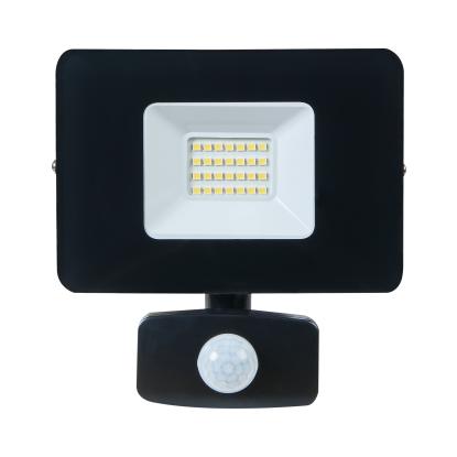 EGLO FAEDO 3 udendørs LED projektør med sensor, 14 x 13 cm, IP44, sort