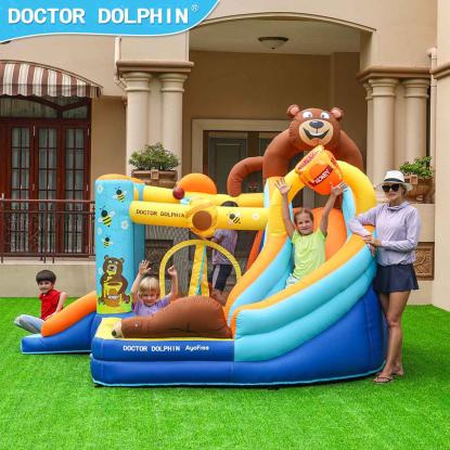 Doctor Dolphin Honey Bear hoppeborg