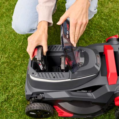 AL-KO 34.6 Li Comfort plæneklipper med 2 x 2,5 Ah, 18 V batterier og lader