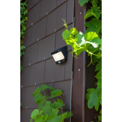 LUTEC TRY udendørs LED væglampe med solceller og sensor, H6,9 cm, IP54, sort