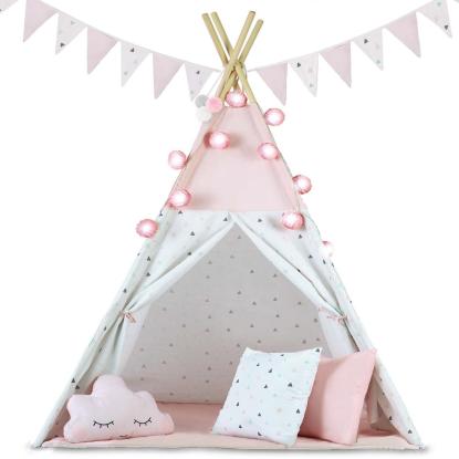 Tipi Wigwam telt med lys og guirlander, pink