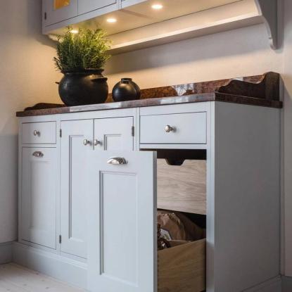 Beslag Design Newport skålgreb, 96 mm, forniklet