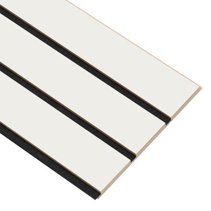 I-Wood Basic 3-lamel akustikpanel, hvidmalet, sort filt og lys kerne, folie, 16 x 300 mm 