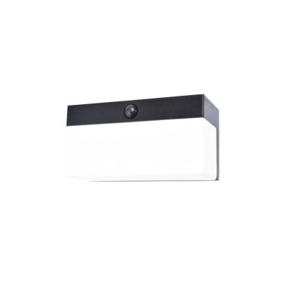 LUTEC FRAN udendørs LED væglampe med solceller, H9,1 cm, IP44, sort