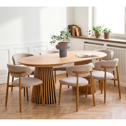 Osaka og Levanto spisebordssæt med 6 stole, egefiner, sand, Ø120 x 120-200 cm