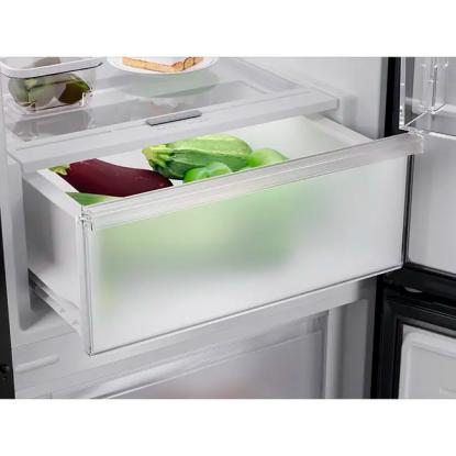 Electrolux LNT6MD32K fritstående kølefryseskab, 225 + 103 liter