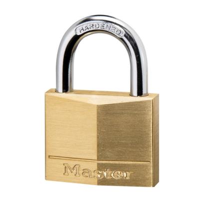 Master Lock hængelås, 30 mm, messing - 4 stk. enslukkende