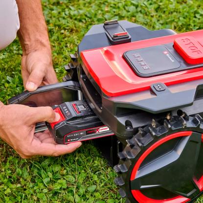 Einhell FREELEXO 500 robotplæneklipper med 3,0 Ah batteri og ladestation