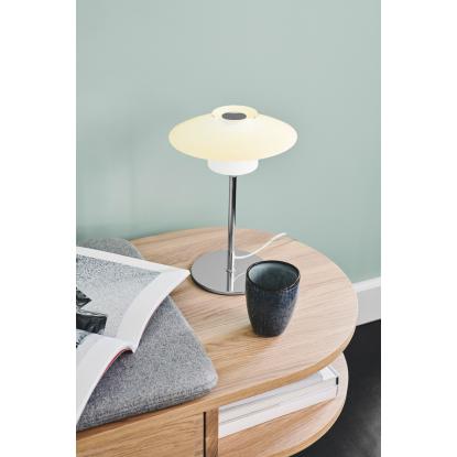 Halo Design Scandinavia bordlampe, Ø20 cm, G9, opal/krom