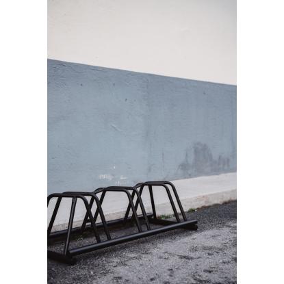 Varax cykelstativ med 3 pladser, sort