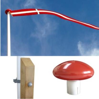 Flagstang i glasfiber med olieret egetræsstøtte og beslag