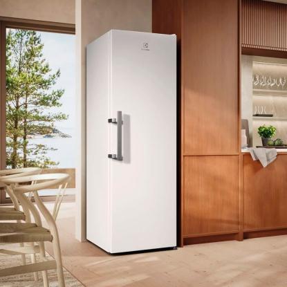 Electrolux ERS3DE39W fritstående køleskab, 395 liter