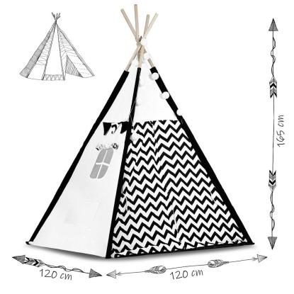 Tipi telt med puder og lamper, panda, sort/hvid