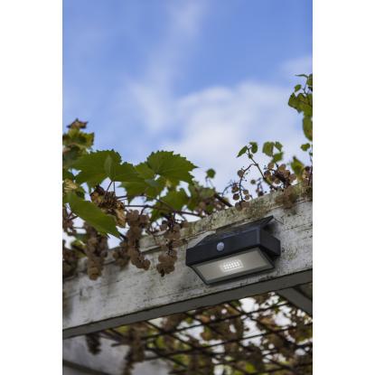 LUTEC ARROW udendørs LED væglampe med solceller og sensor, H10,9 cm, IP44, mørk grå