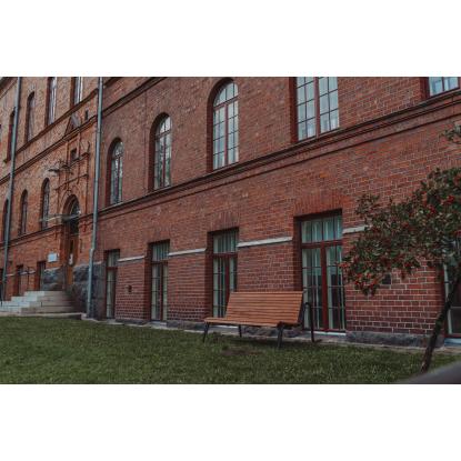 Varax Frida havebænk, sort stel, fyrretræ, 180 x 93 cm