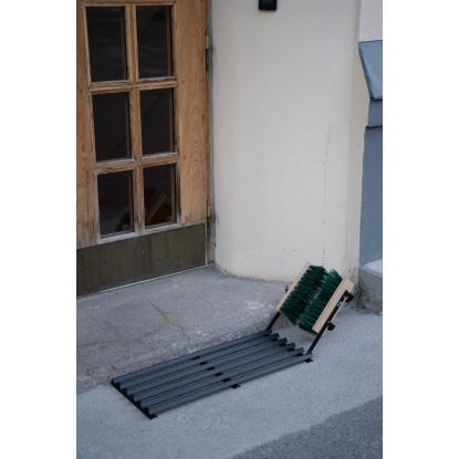 Varax skraberist med støvlebørste, sort, 105 x 30 x 31 cm