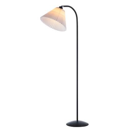 Halo Design Medina gulvlampe, E27, sort med hvid skærm
