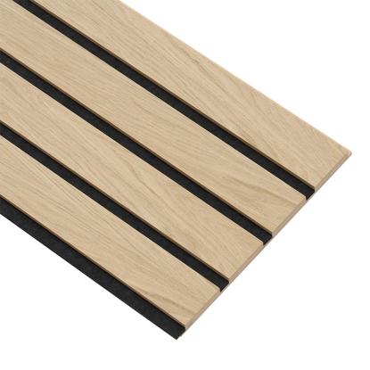 I-Wood Medio+ 4-lamel akustikpanel, hvid olieret, sort filt og lys kerne, egefiner, 16 x 300 mm