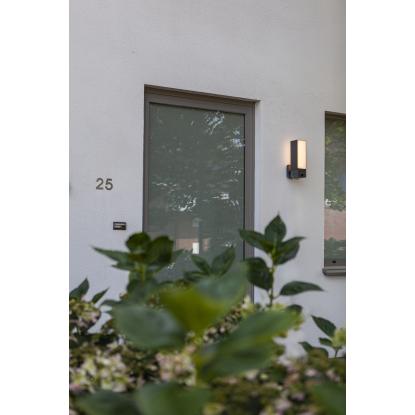 LUTEC connect CUBA udendørs LED væglampe med kamera og sensor, H32,5 cm, IP44, mørk grå