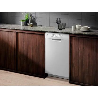 Electrolux 700 MaxiFlex smal opvaskemaskine ESM63300SW