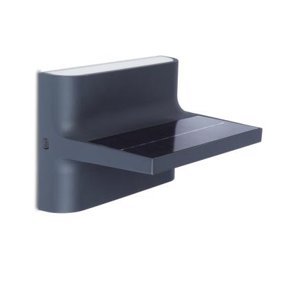 LUTEC Twill udendørs LED væglampe up/down med solceller og sensor 2,2W