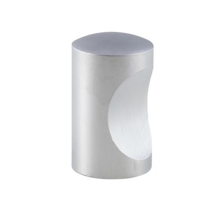 Jasa Company Spa møbelknop med fingergreb, Ø17 mm, mat krom