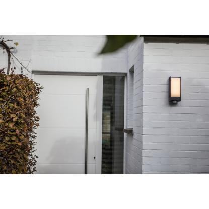 LUTEC QUBO udendørs LED væglampe med sensor, H27 cm, IP54, mørk grå