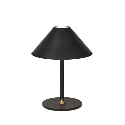Halo Design Hygge LED batterilampe, sort