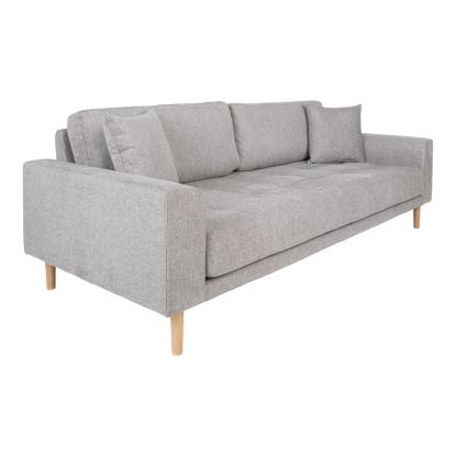 3 personers sofa, lysegrå med to puder og natur træben