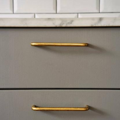 Beslag Design Bolmen greb, 96 mm, ubehandlet messing