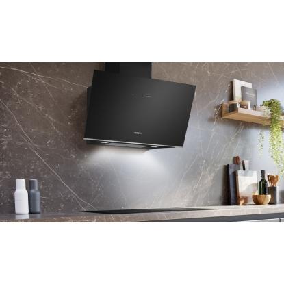 Siemens iQ700 væghængt emhætte LC91KLT60, sort, 90 cm